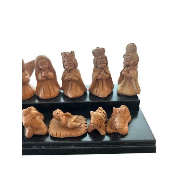 Terra Cotta Clay Nativity Set of 11 Handmade Mini - Picture 3 of 4